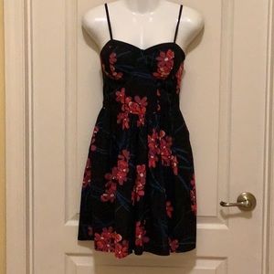 BOG Collective dress NWT Med built in bra black blue red flowers nice gift 🎁